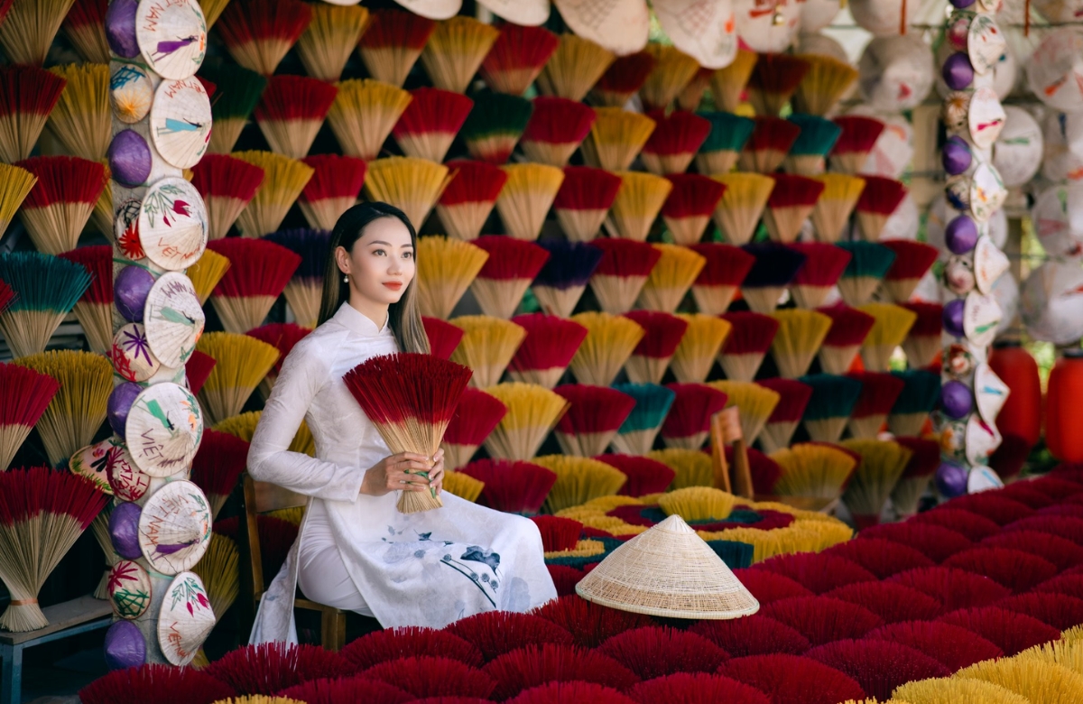 Làng hương Thủy Xuân