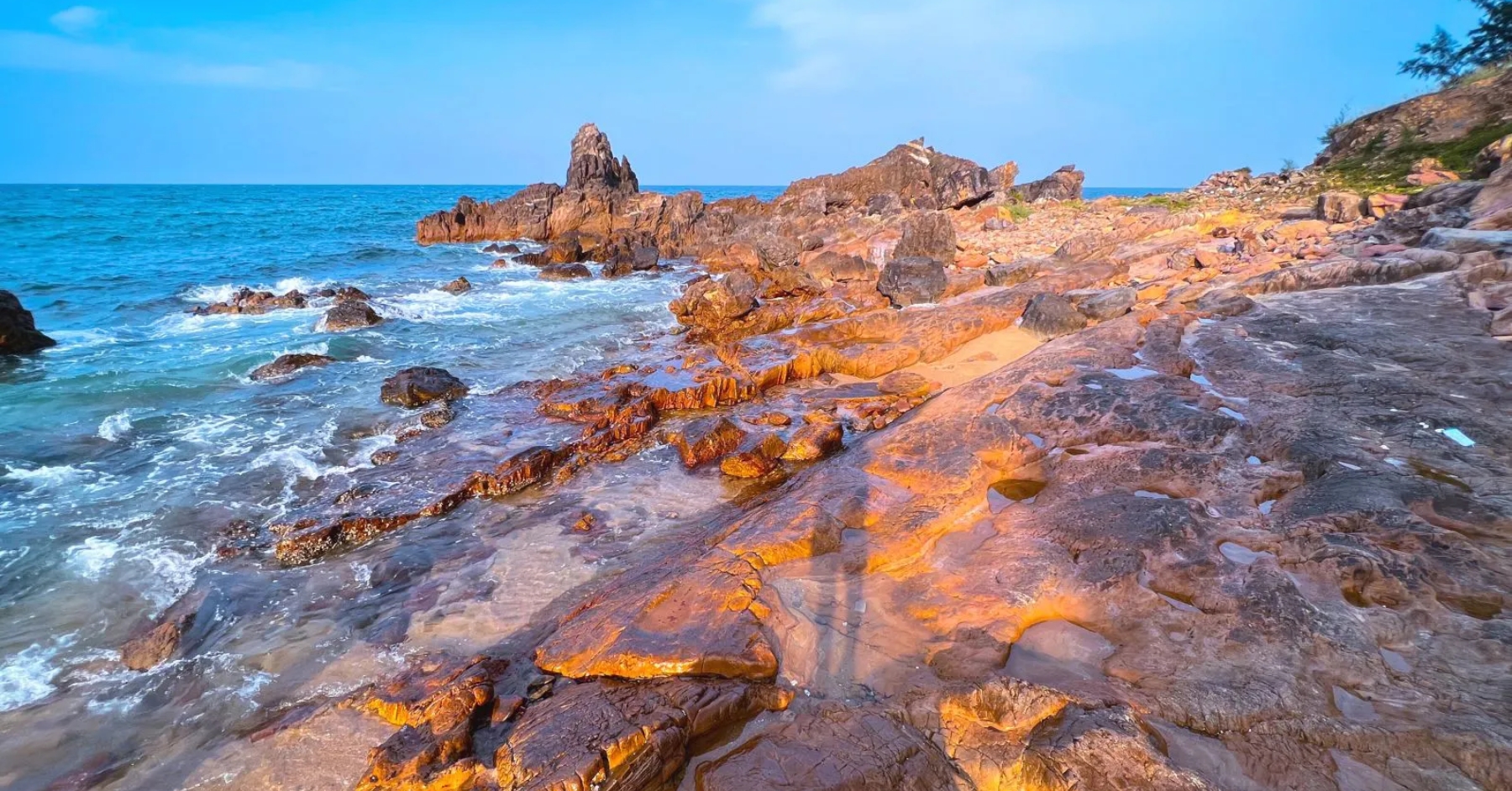 Bãi Đá Nhảy