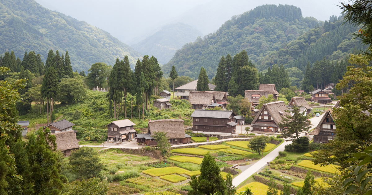 Làng Ainokura